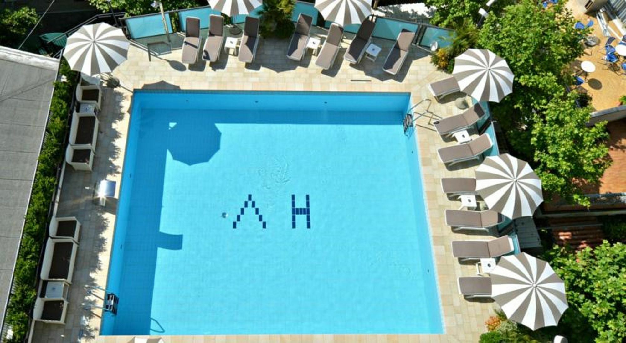 Hotel Verona Cesenatico Esterno foto